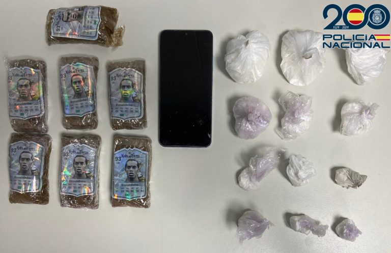 Detenido en Vigo un joven con más de 900 gramos de droga tras huir a la carrera de la Policía