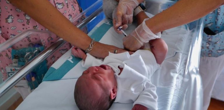 La positividad del virus respiratorio sincitial desciende hasta el 3,6 % en la última semana