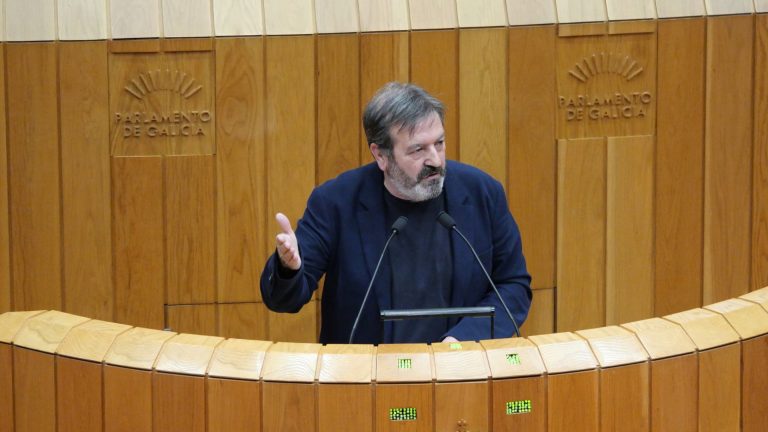 El BNG recoge en un informe 45 anuncios «incumplidos» por Rueda y le reprocha su «falta de credibilidad»