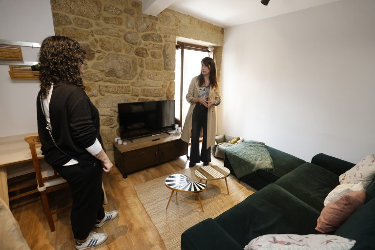 La Xunta anima a la ciudadanía a solicitar las líneas de ayudas para la adquisición de vivienda en centros históricos