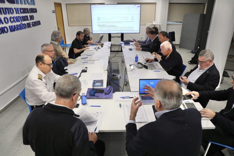 Gardacostas de Galicia, Salvamento Marítimo y Marina Mercante avanzan en un protocolo de actuación ante emergencias