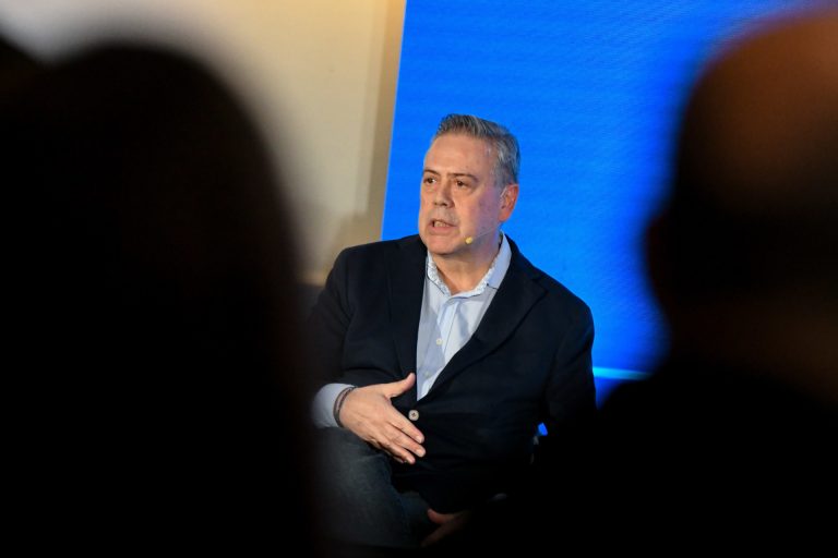 Galicia pide la dimisión de la ministra de Sanidad ante su «inacción» en el conflicto del Estatuto Marco médico