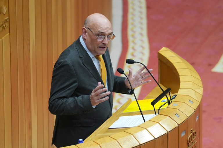 Ojea (DO) presenta 40 propuestas: de combatir «discriminación» de la Galicia interior a abrir colegios por la tarde