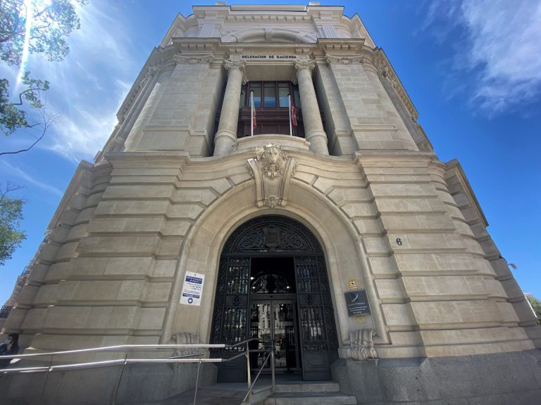 Hacienda devuelve en Galicia 4,5 millones de euros de la renta y las declaraciones presentadas ya suman 105.128