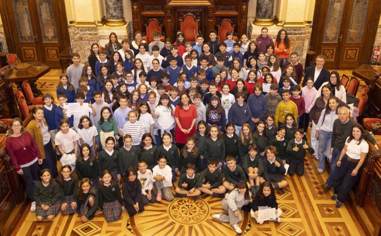 Alumnos de ocho centros educativos de A Coruña venderán sus productos en el proyecto ‘Semente’