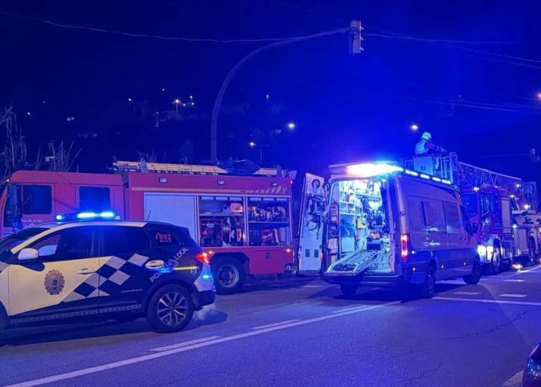 Rescatan en Vigo a un hombre que se precipitó por un terraplén de 8 metros en la Avenida do Aeroporto