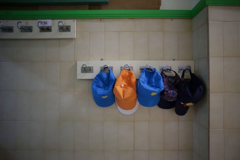 Una madre hará huelga de hambre ante la Xunta para que dé educación especial a su hijo, sin ella desde hace 14 meses