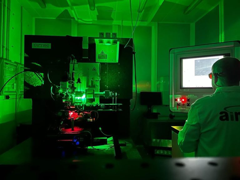 El centro tecnológico Aimen y Stellantis se alían en el desarrollo de nuevas tecnologías ópticas eficientes