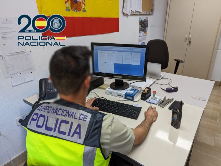 La Policía vuelve a alertar en Galicia de un repunte de ciberestafas que suplantan a empleados, proveedores y directivos