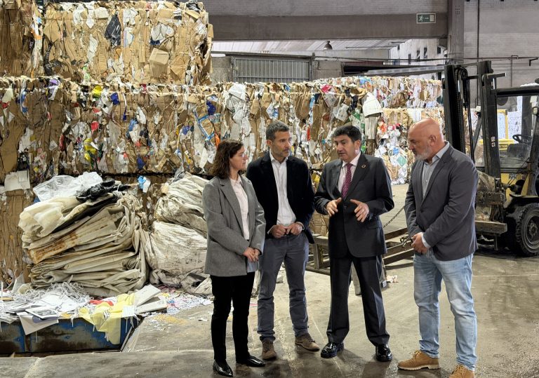 El delegado del Gobierno reivindica que la nueva ley de impulso de la economía social permitirá combatir el intrusismo