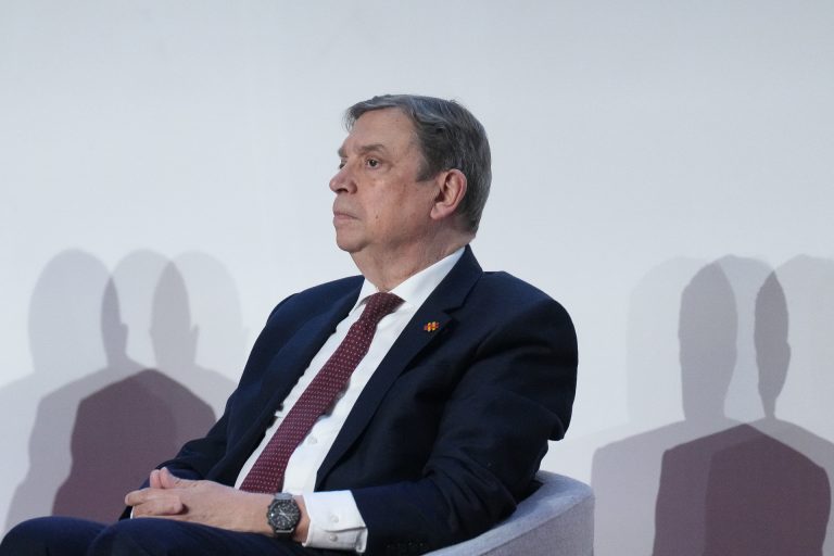 Planas ve «muy difícil» que el nuevo marco financiero de la PAC entre en vigor en 2027