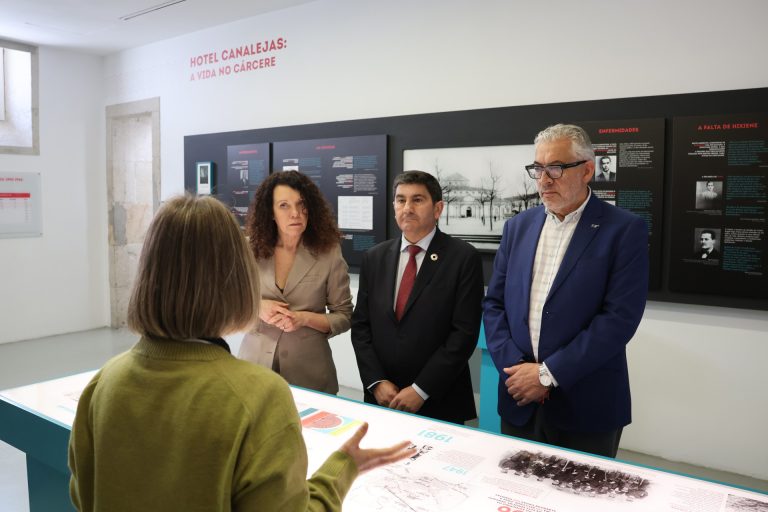 El Gobierno critica que la Xunta valore recurrir la regularización de migrantes e insta a Rueda a «actuar como gallego»