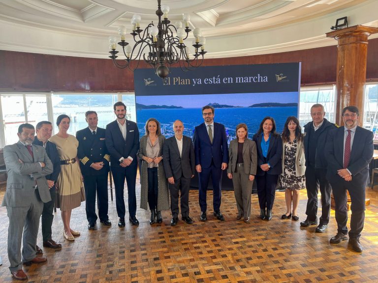 La Xunta destaca el papel del Real Club Naútico de Vigo, en su 120 aniversario, como referente deportivo y social