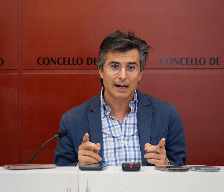 Verea (PP) denuncia que los policías trabajan «a la intemperie» dos meses después del incendio de la comisaría