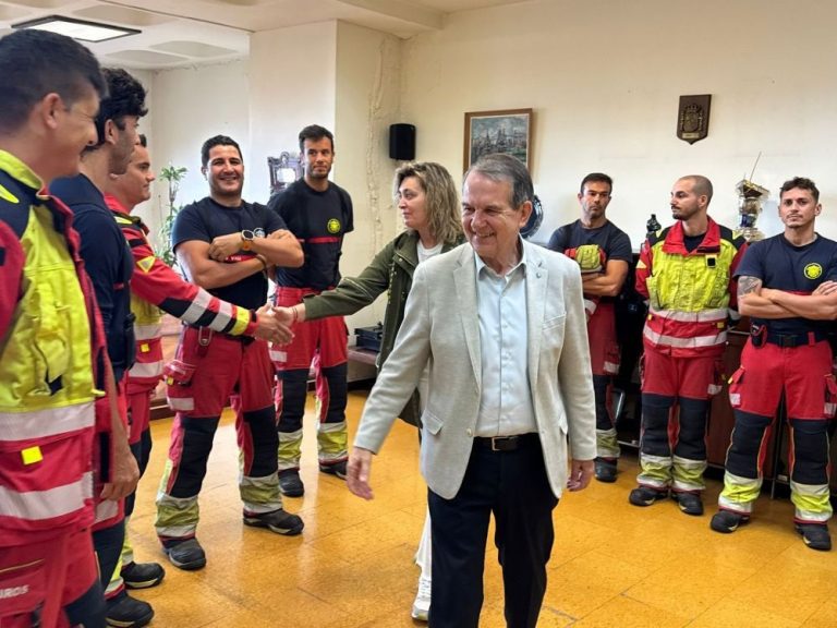 El gobierno de Vigo aprueba el nombramiento como funcionarios en prácticas de 30 bomberos