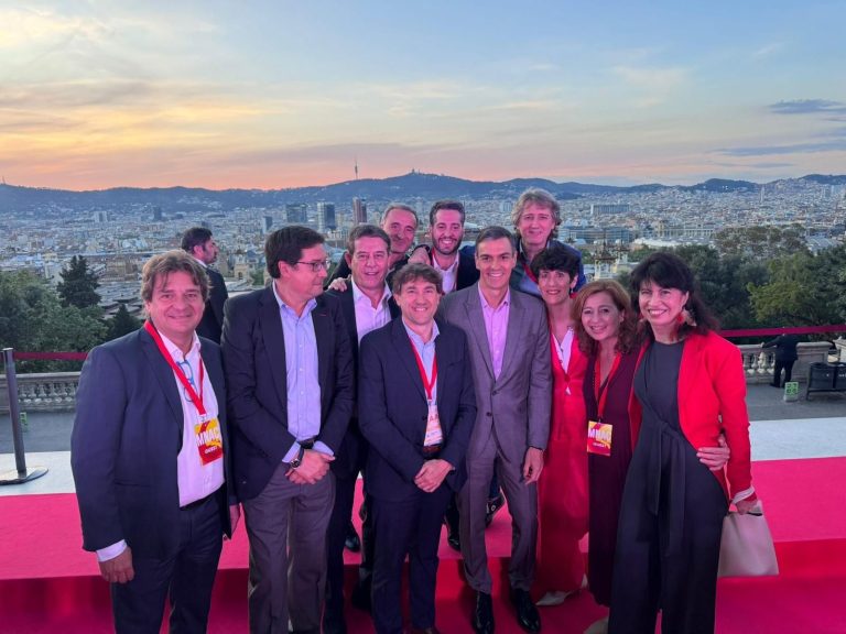 Besteiro llama a «frenar a la ultraderecha, combatir de raíz la desigualdad e impulsar una transición verde justa»