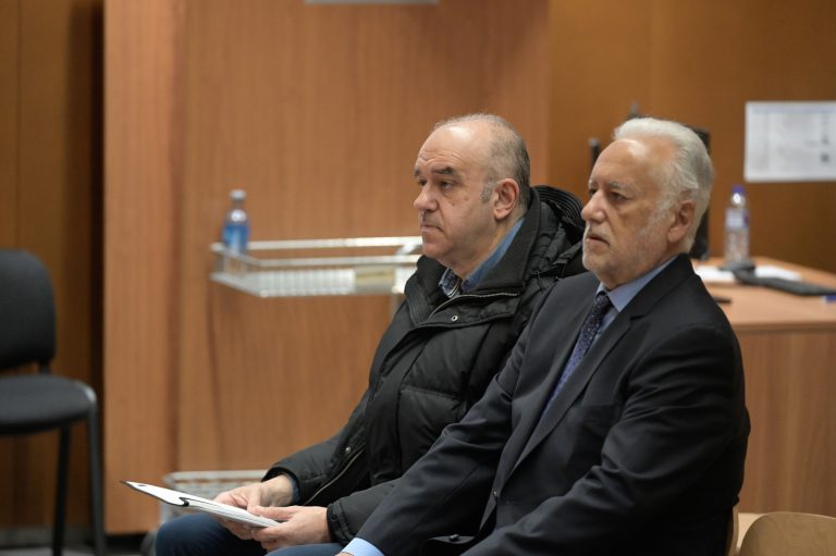 Piden seis años de cárcel para el lotero acusado de apropiarse de una primitiva millonaria y para su hermano