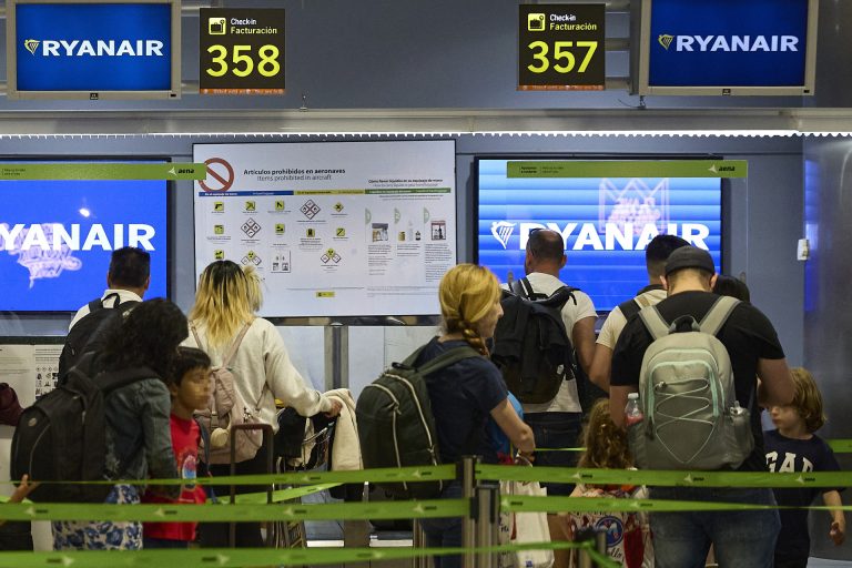 Ryanair cerrará la facturación de equipaje en aeropuerto una hora antes del vuelo a partir de noviembre