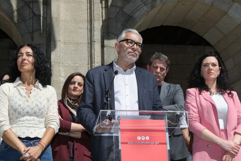 El alcalde acusa a Candia de «asaltar el ayuntamiento para blindar las elecciones», pero avisa:»El PSOE volverá a ganar»
