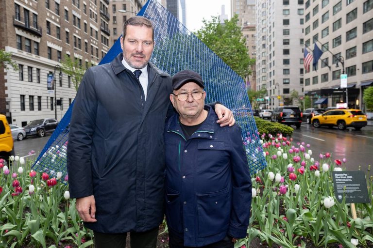 La Xunta destaca que la muestra de Manolo Paz en Nueva York abre una ventana para «proyectar la cultura gallega»