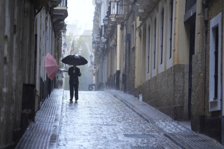 Alerta amarilla por tormentas en Galicia este martes