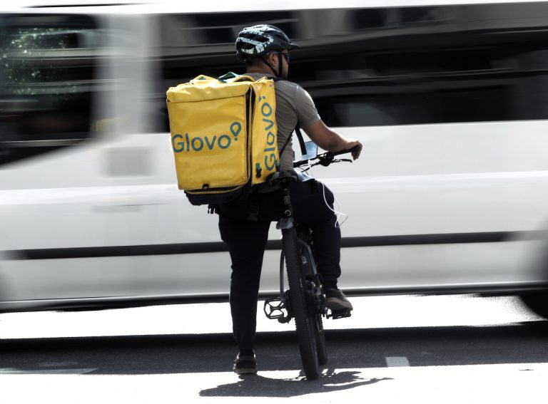 CC.OO. califica de «gran éxito» la primera huelga en Glovo y destaca la incidencia en Galicia