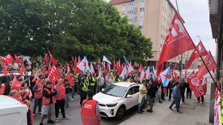Trabajadores del sector del metal en A Coruña exigen un calendario de negociación en una movilización