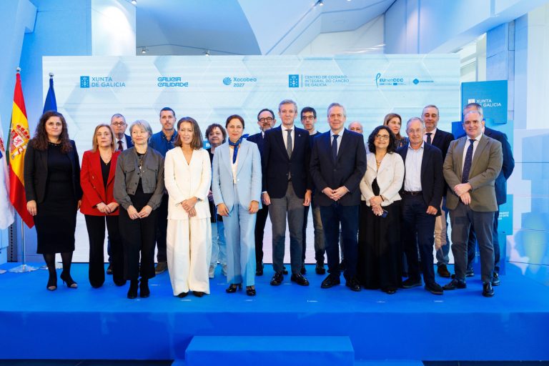 La Xunta impulsa un centro de cuidado integral del cáncer con el que quiere situar Galicia a la vanguardia europea