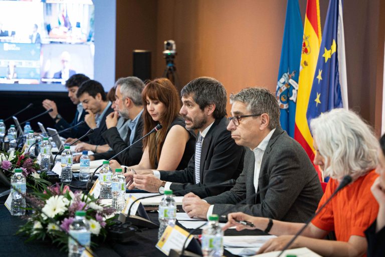 Gobierno y comunidades acuerdan crear una Mesa Sectorial de Música en Vivo y la distribución de 14 millones para cultura