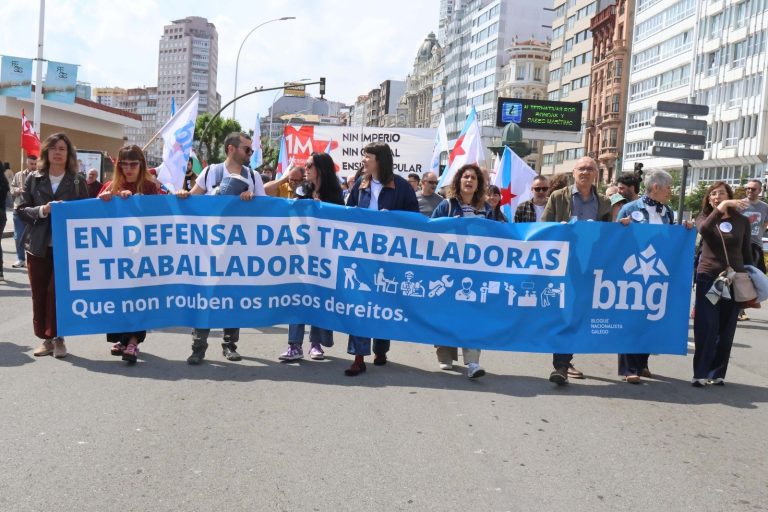 Pontón llama a no dar «ni un paso atrás» en los derechos laborales frente a un PP y una Xunta que los ponen «en riesgo»