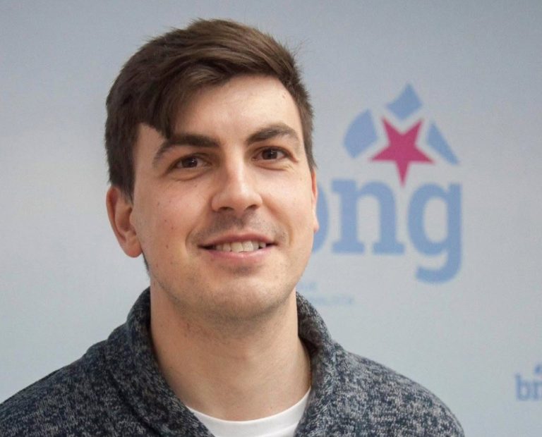 Fallece a los 37 años Enrique Portela, exconcejal del BNG en Cuntis (Pontevedra) y docente