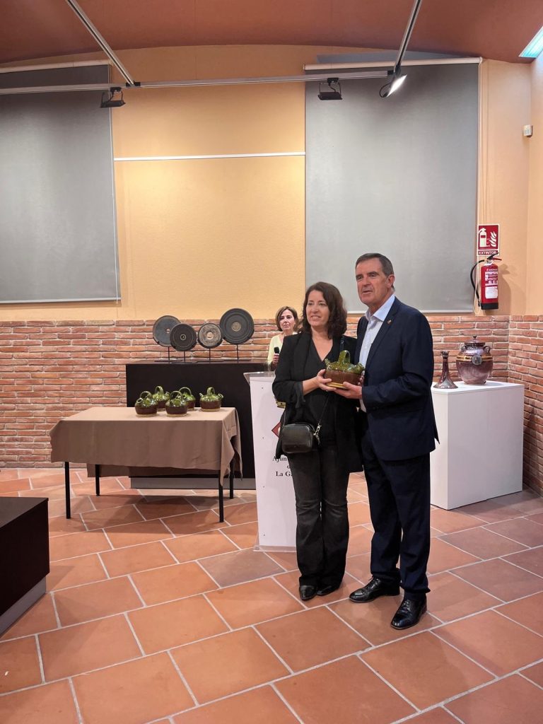 Emprego promociona la olería tradicional gallega y la marca Artesanía de Galicia en La Galera (Tarragona)