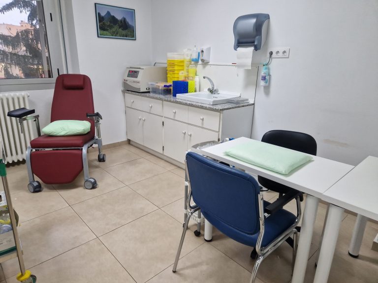 La unidad de apoyo en primaria tendrá 50 técnicos que gestionarán recetas, informes o ambulancias no urgentes