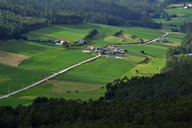 La Xunta convocará la explotación de minas en A Coruña valoradas en 7.000 millones, incluidas Corcoesto y San Finx