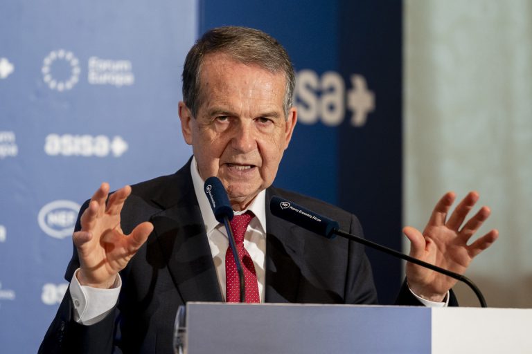 Abel Caballero garantiza que Vigo será sede del Mundial de Fútbol 2030 pese a la polémica con la Federación Española