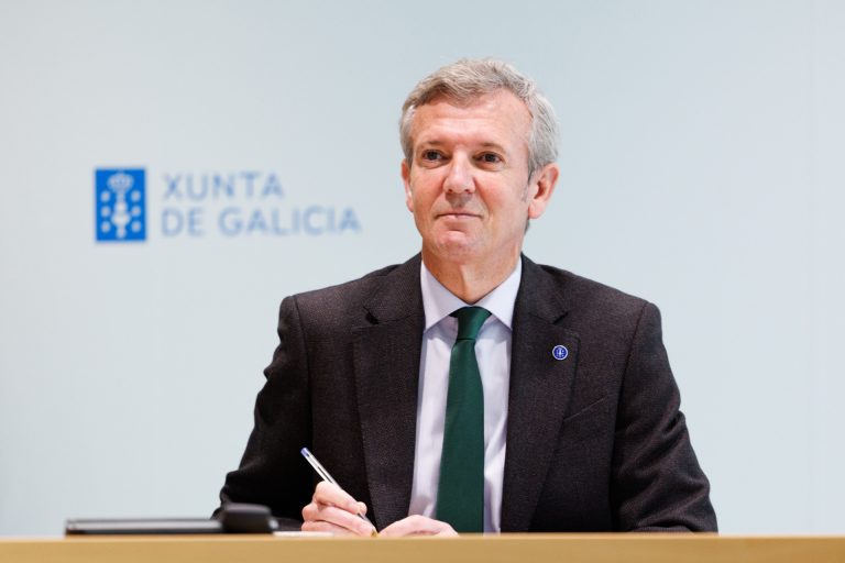 Consello.- Rueda descarta «impulsar» un expediente a Candia y sugiere «hacer una adaptación» de los estatutos del PP
