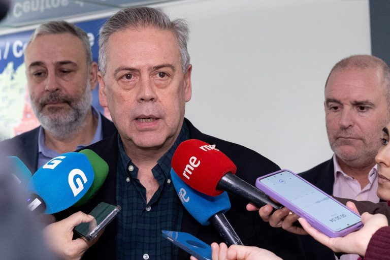 Caamaño comparte con Rueda la «buena gestión» del hantavirus, pero matiza que podría haber «menos bombo y platillo»