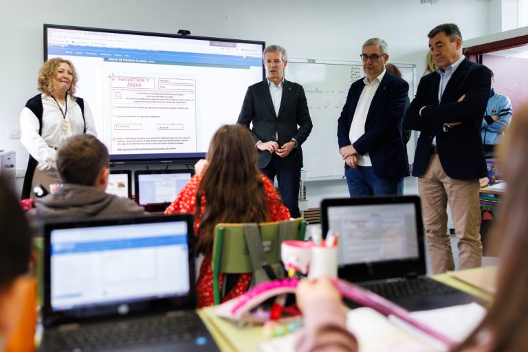 La Xunta espera que la futura Ley de educación digital sea una realidad a principios del año 2027