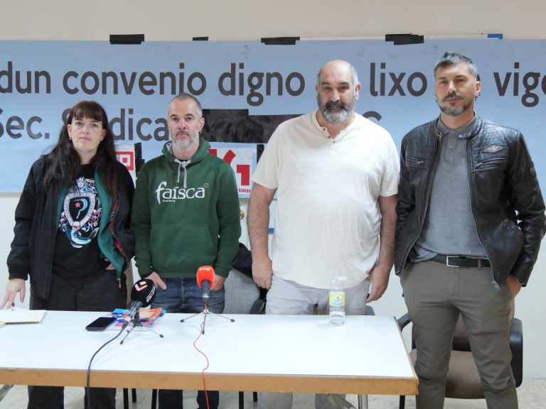 Convocada huelga indefinida en el servicio de recogida de basuras de Vigo a partir del 24 de mayo
