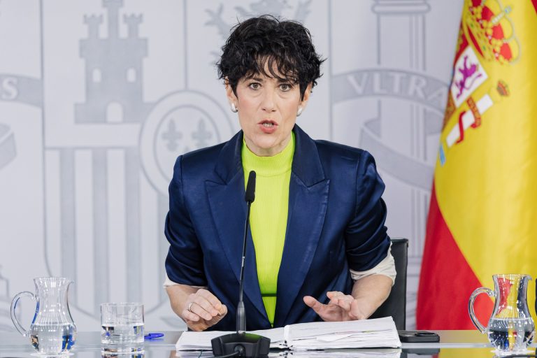 Pesca.- El Gobierno, «favorable» a exención de cuotas a mariscadoras: «Es necesario que la Xunta suspenda la producción»