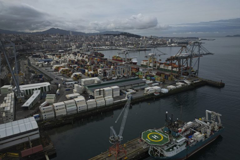 Las exportaciones aumentan un 4,8% en marzo en Galicia y las importaciones suben un 21,1%
