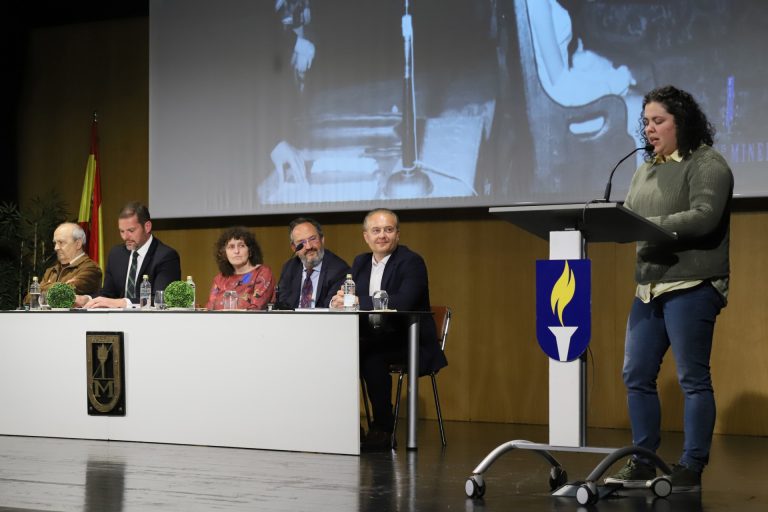 La familia Peleteiro vende el colegio compostelano al grupo Globeducate