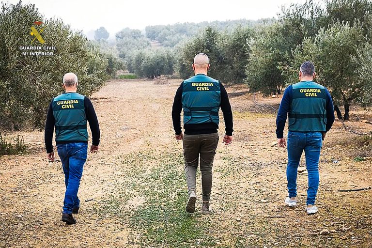 Sucesos.- Detenido un carballés de 32 acusado de robar en coches aparcados en una ruta de senderismo de Zas (A Coruña)