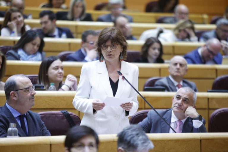 Pesca.- La senadora del BNG reclama al Gobierno la aprobación «urgente» de la exención de cuotas a mariscadoras