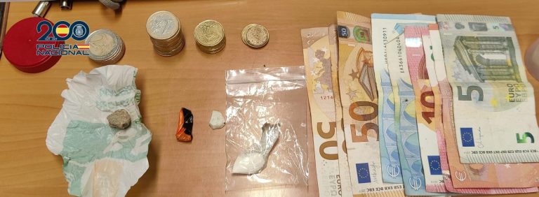 Sucesos.- Detenido un hombre que repartía heroína en bicicleta en Pontevedra y desarticulado un punto de venta de droga