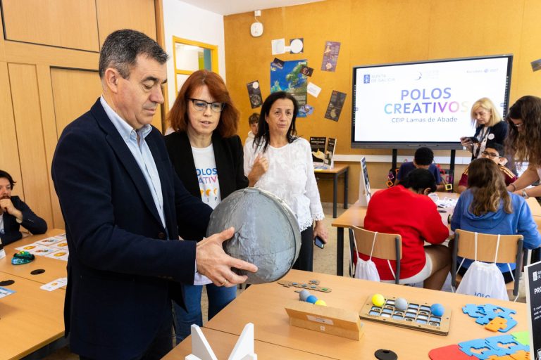 La Xunta destaca la labor de los Polos Creativos al divulgar la ciencia y acercar la astronomía a los estudiantes
