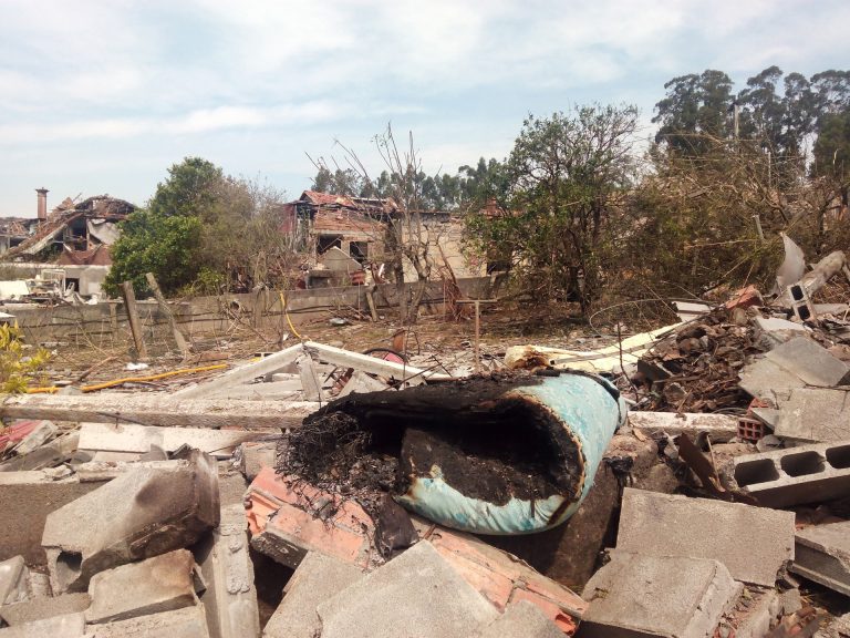 Vecinos de Tui recuerdan este sábado a los fallecidos en la explosión de la pirotecnia de Paramos