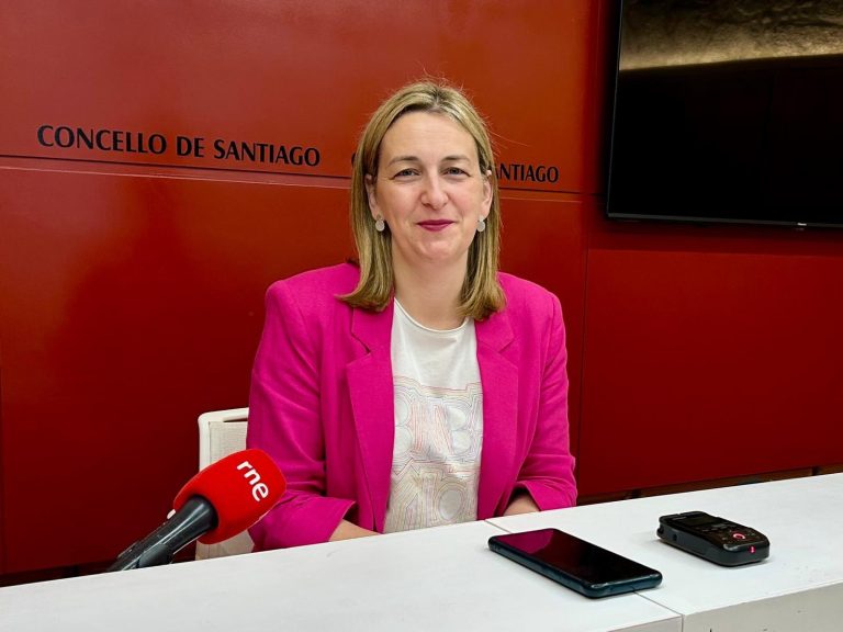 El Gobierno de Santiago licita las obras de la red de abastecimiento en Amio y mejoras en el estadio Verónica Boquete
