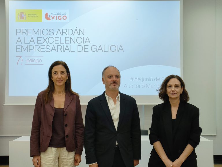 Los VII Premios Ardán reconocen a 14 empresas gallegas excelentes y premian la trayectoria de Abanca
