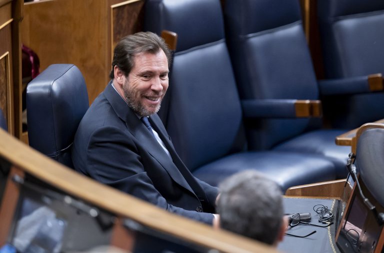 Angrois.- El Congreso veta a un candidato del Gobierno en la nueva comisión de accidentes por su papel en el caso Alvia
